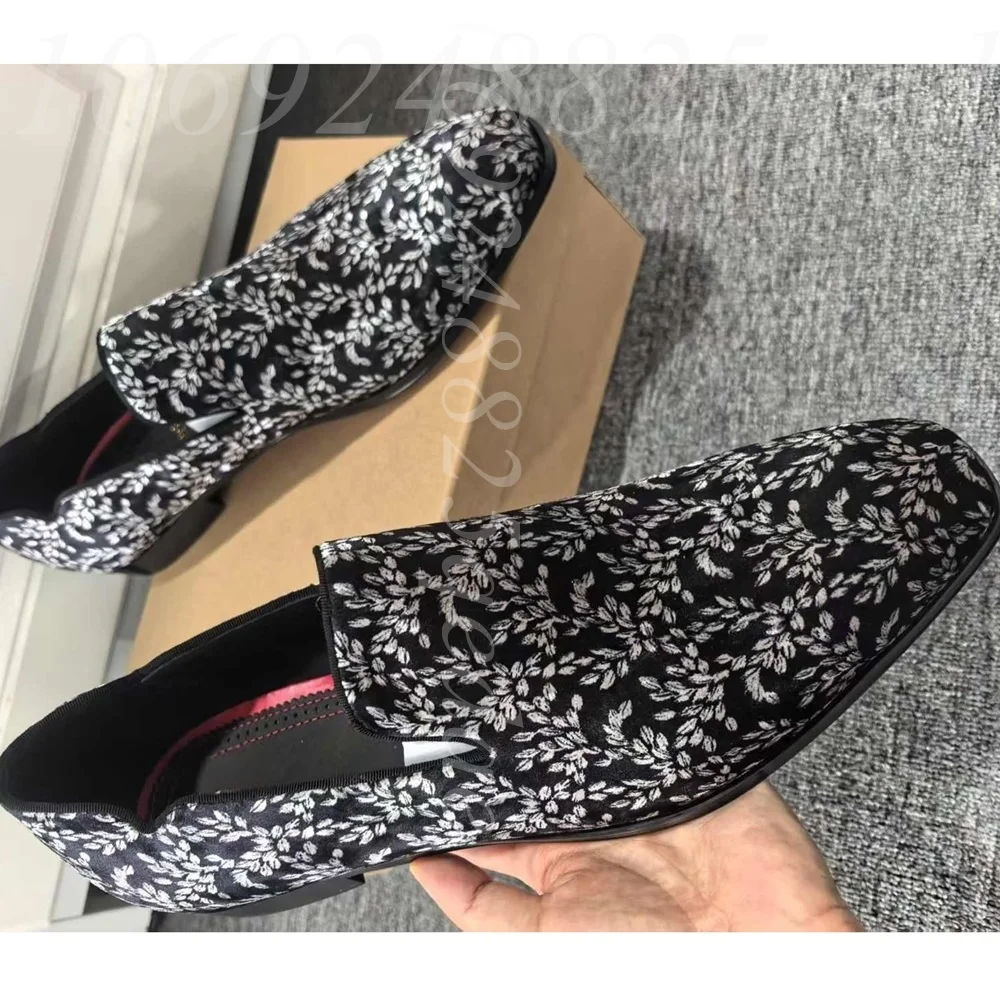 Formal Upper Wear Men - Mocasines Negros con Estampado Floral para