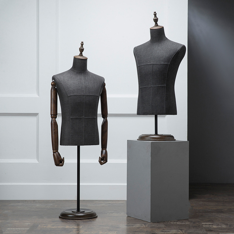 Maniquí de Traje Masculino, So - Formal Upper Wear Men reseña y precio